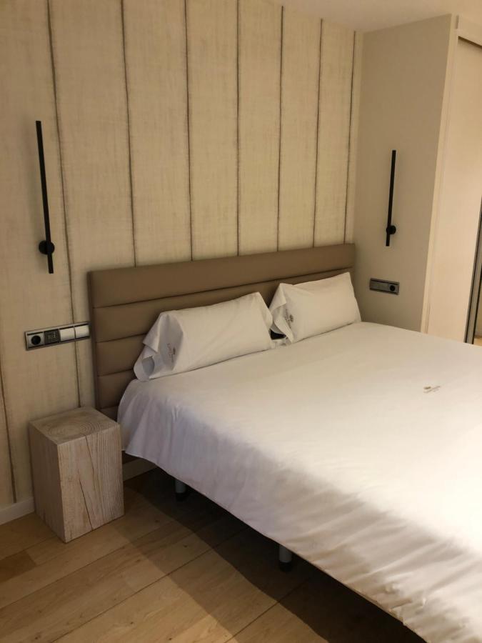 Luxury Apartment With Jacuzzi 圣地亚哥－德孔波斯特拉 外观 照片
