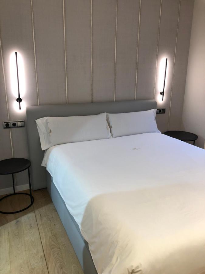 Luxury Apartment With Jacuzzi 圣地亚哥－德孔波斯特拉 外观 照片