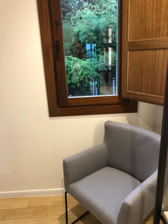 Luxury Apartment With Jacuzzi 圣地亚哥－德孔波斯特拉 外观 照片
