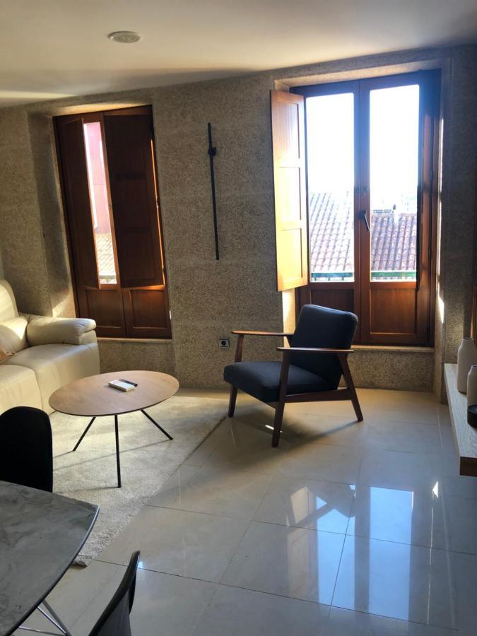 Luxury Apartment With Jacuzzi 圣地亚哥－德孔波斯特拉 外观 照片