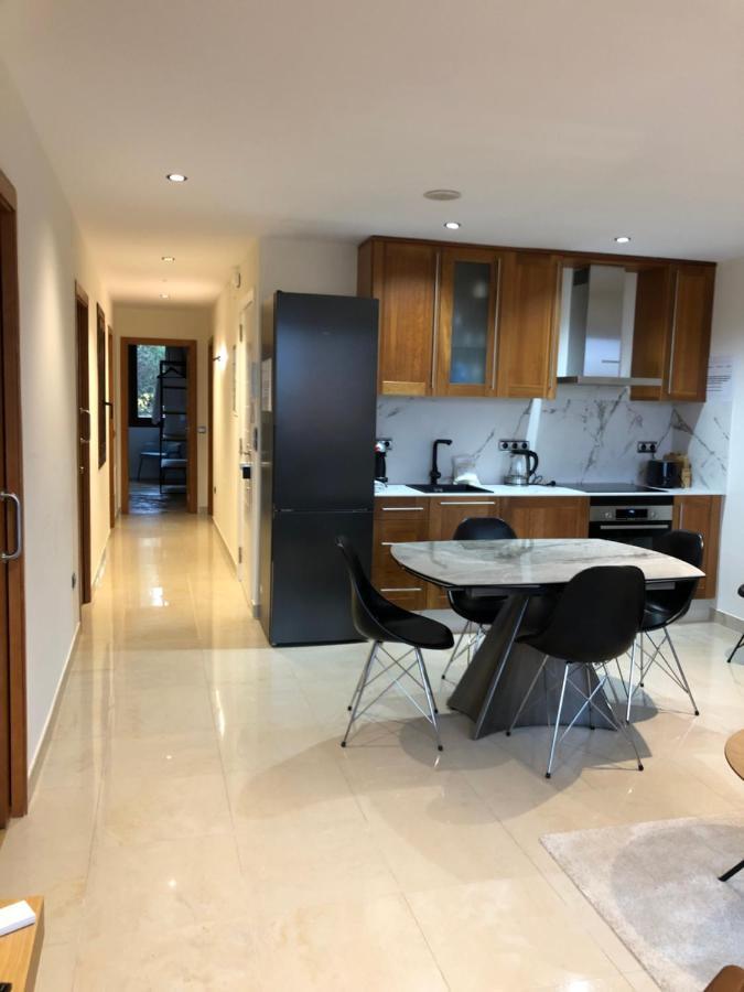 Luxury Apartment With Jacuzzi 圣地亚哥－德孔波斯特拉 外观 照片