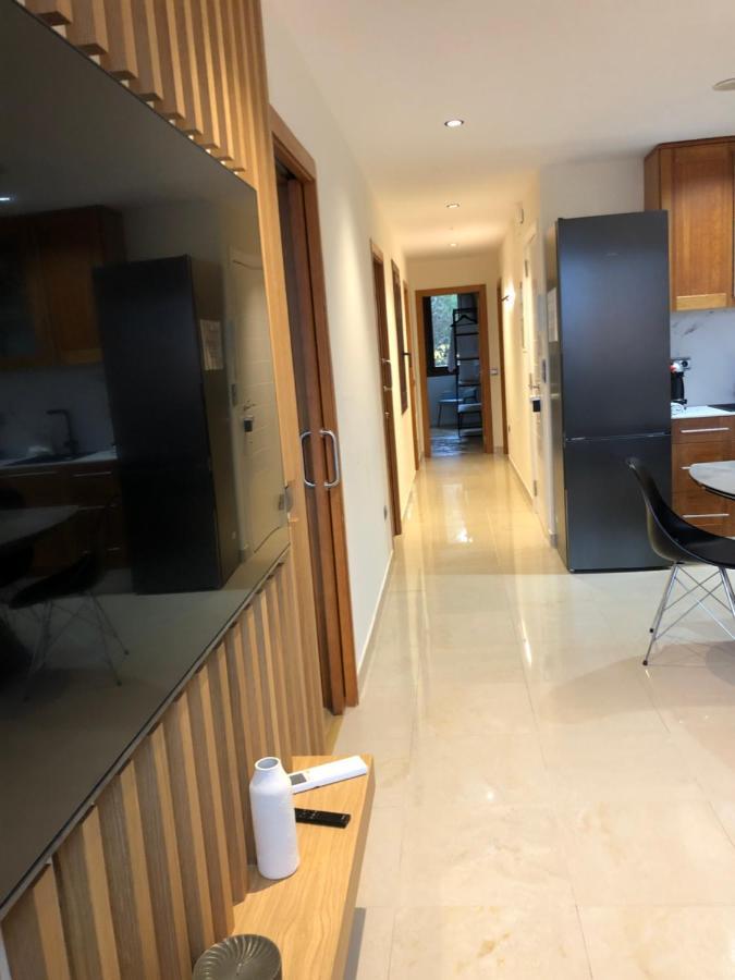 Luxury Apartment With Jacuzzi 圣地亚哥－德孔波斯特拉 外观 照片